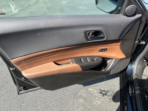 Used 2022 Acura ILX w/ Premium Package FWD image 20