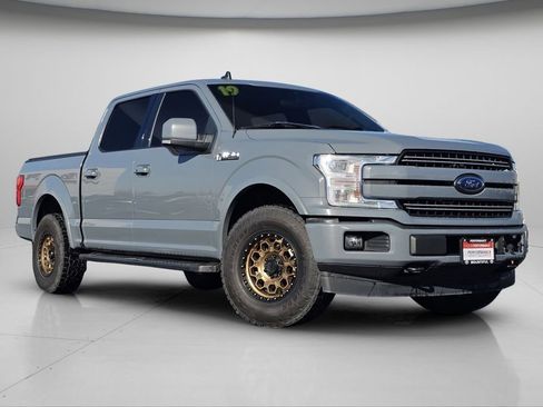 Used 2019 Ford F150 Lariat w/ Equipment Group 502A Luxury image 2