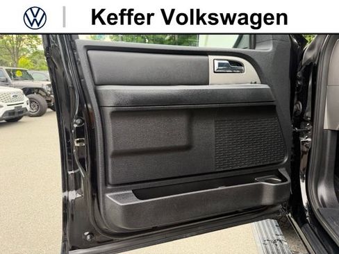 Used 2017 Ford Expedition Limited w/ Equipment Group 301A AWD/4WD image 14