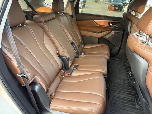 Used 2023 Acura MDX SH-AWD w/ Technology Package image 29