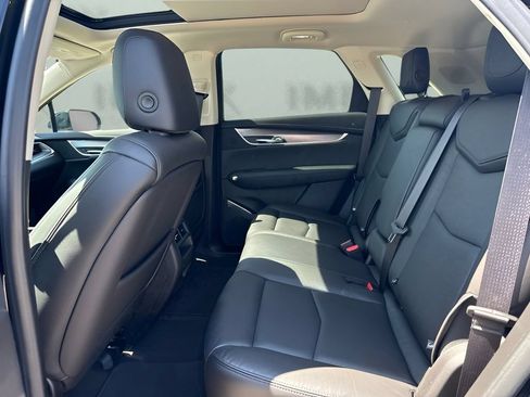Used 2019 Cadillac XT5 Luxury AWD/4WD image 13