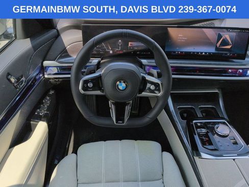 Certified 2025 BMW 760i xDrive AWD/4WD image 17