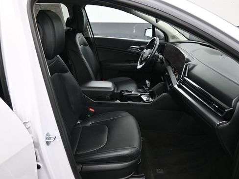 Certified 2023 Kia Sportage SX AWD/4WD image 26
