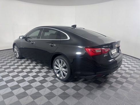 Used 2017 Chevrolet Malibu Premier w/ Premier Sun and Wheel Package image 5