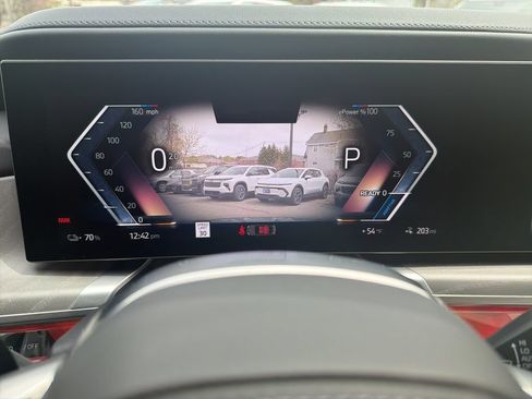 Used 2025 BMW i7 eDrive50 w/ M Sport Package RWD image 64
