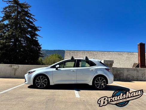 Used 2021 Toyota Corolla XSE w/ Blackout Package (TMS) FWD image 4