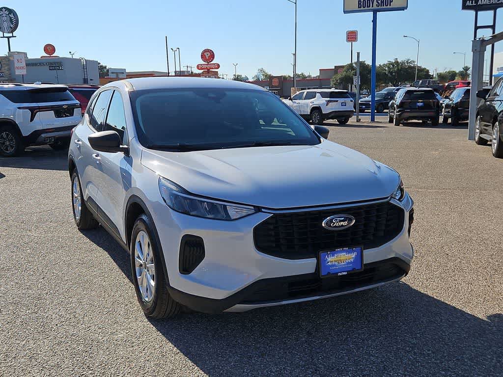 Used 2025 Ford Escape Active FWD image 2