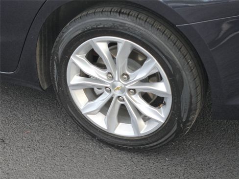 Used 2023 Chevrolet Malibu LT w/ Driver Confidence Package image 18