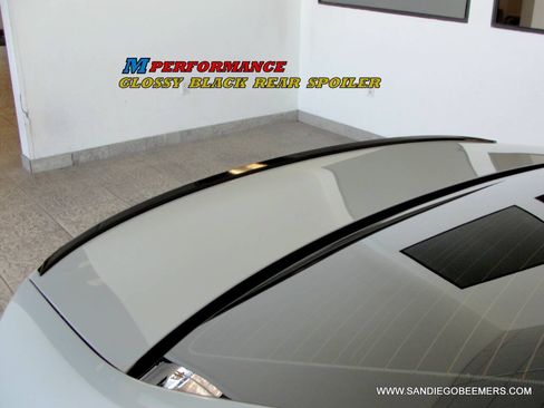 Used 2023 BMW 330i Sedan w/ M Sport Package RWD image 11