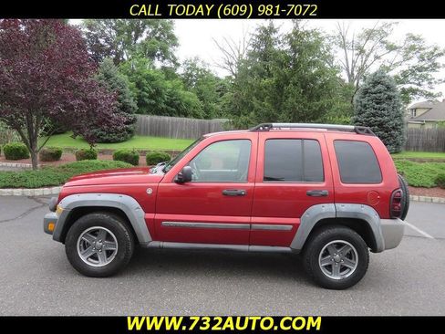 Used 2006 Jeep Liberty Renegade image 2