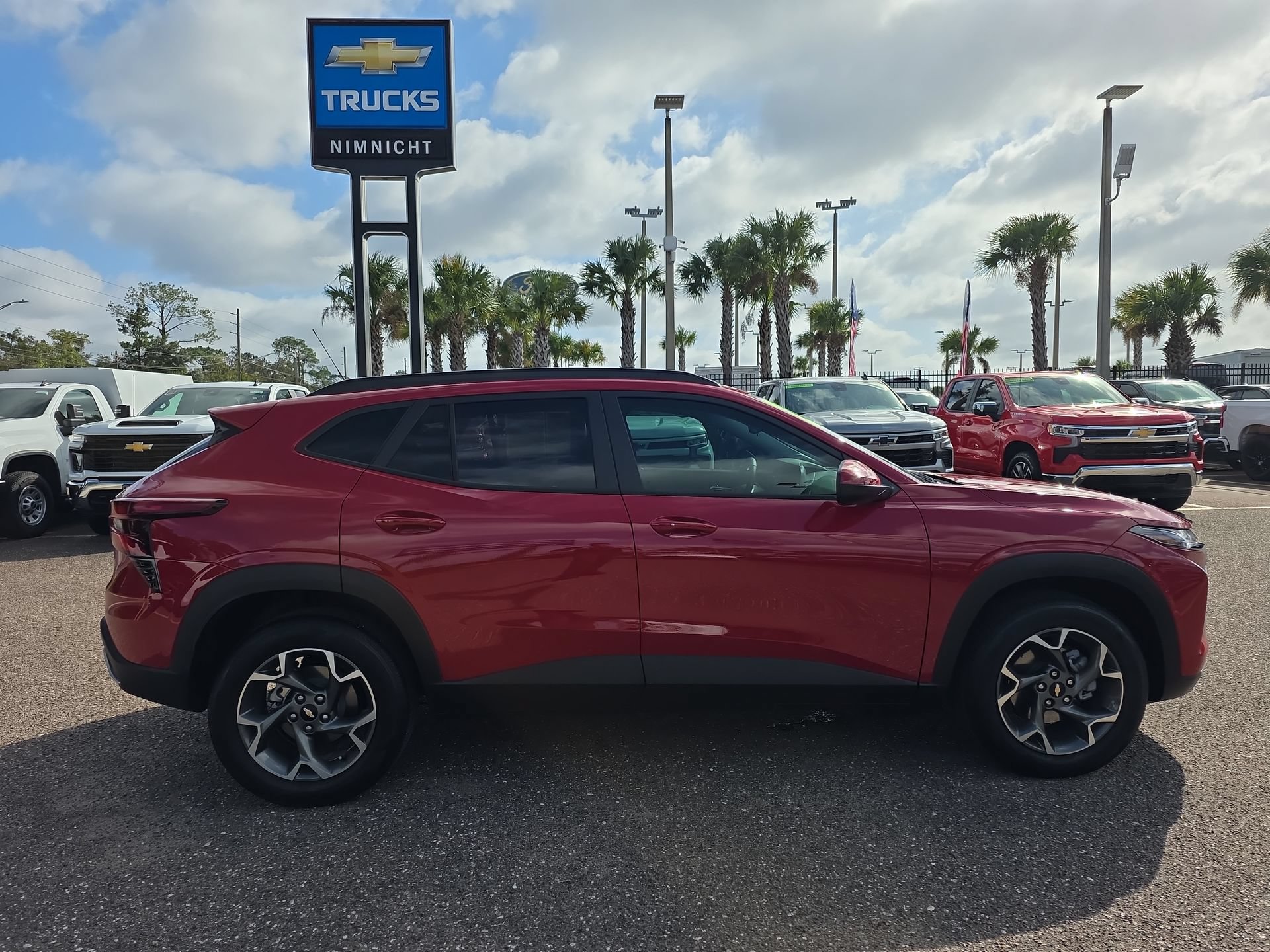 Used 2026 Chevrolet Trax LT w/ Driver Confidence Package FWD image 17