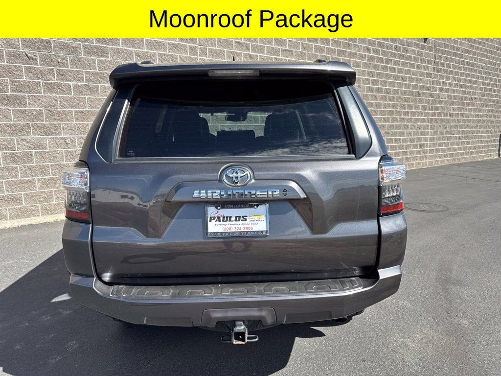 Used 2022 Toyota 4Runner SR5 Premium w/ Moonroof Package AWD/4WD image 6