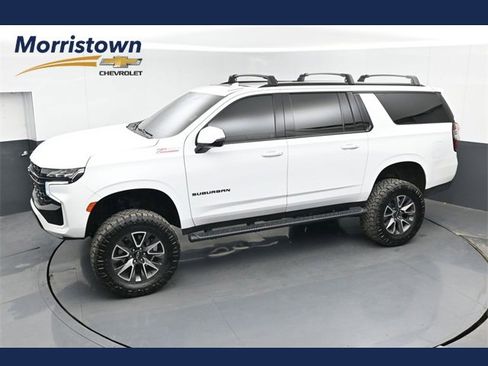 Used 2023 Chevrolet Suburban Z71 w/ Luxury Package image 1