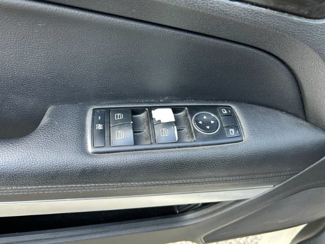 Used 2011 Mercedes-Benz E 550 Coupe image 18