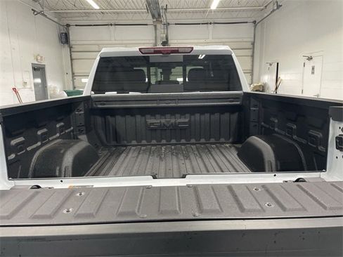 New 2026 GMC Sierra 1500 Denali image 15