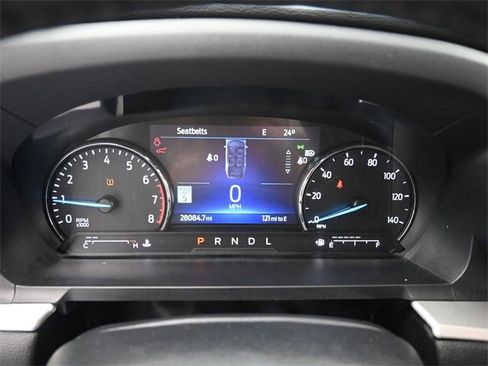 Used 2022 Ford Explorer XLT w/ Equipment Group 202A image 20