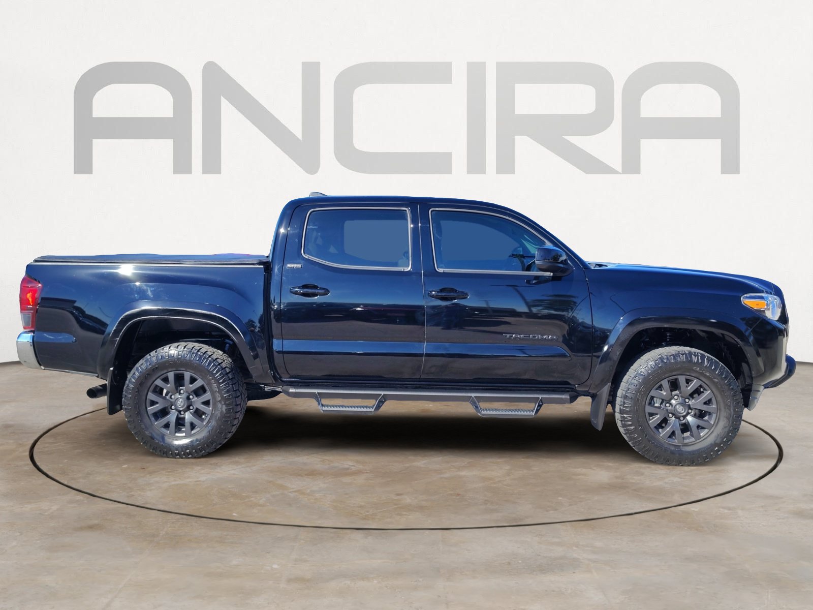 Used 2023 Toyota Tacoma SR5 RWD image 13
