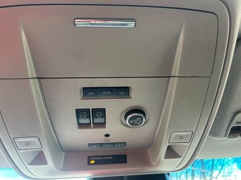 Used 2017 Chevrolet Tahoe LT AWD/4WD image 7