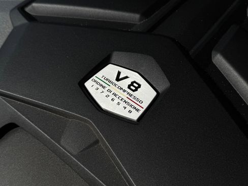 Used 2021 Lamborghini Urus image 76