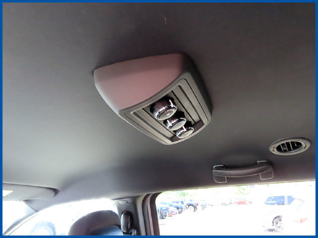 Used 2015 Dodge Grand Caravan SE FWD image 11