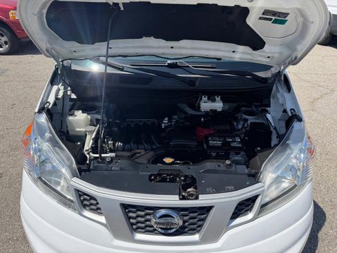 Used 2020 Nissan NV200 S FWD image 42