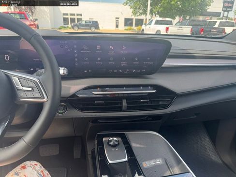 New 2026 Buick Enclave Sport Touring w/ Power Package AWD/4WD image 23