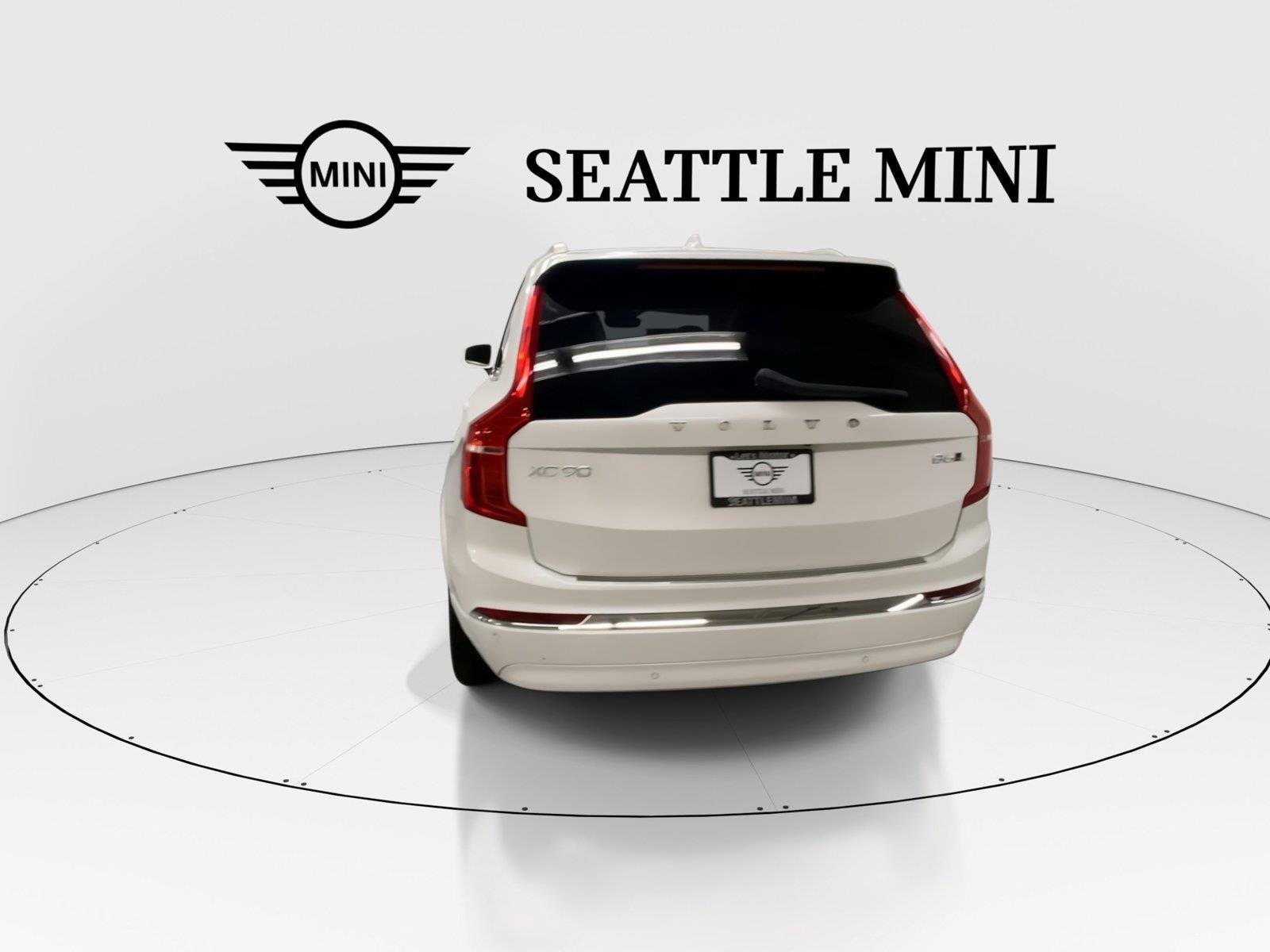 Used 2023 Volvo XC90 B6 Plus w/ Protection Package Premier AWD/4WD image 9