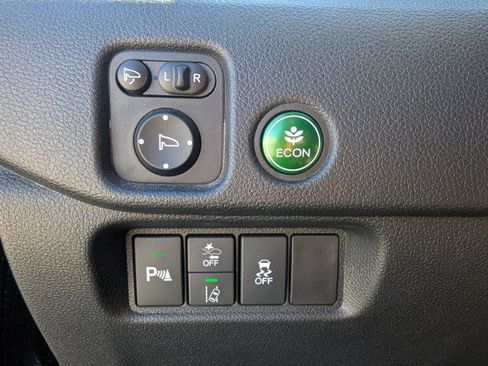 Used 2021 Honda Pilot Black Edition image 17