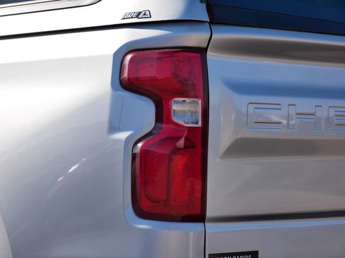 Used 2019 Chevrolet Silverado 1500 RST image 50