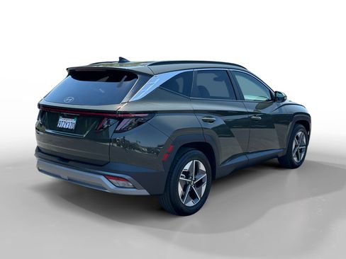 Used 2025 Hyundai Tucson SEL FWD image 5