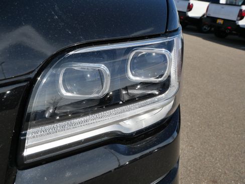 Used 2022 Lincoln Navigator Black Label image 16