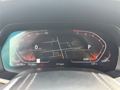 Used 2019 BMW X5 xDrive40i w/ Convenience Package AWD/4WD image 32