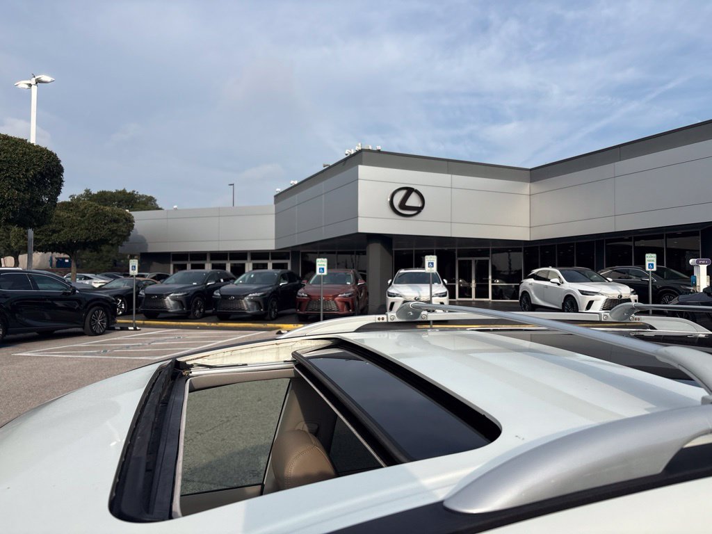 Used 2018 Nissan Pathfinder Platinum FWD image 10