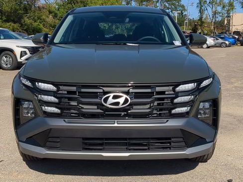 New 2025 Hyundai Tucson SE image 9