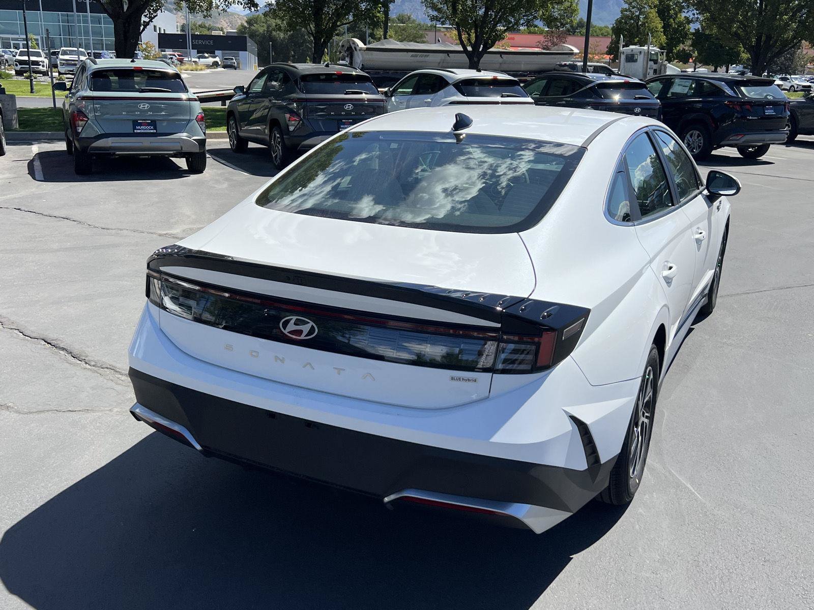 New 2026 Hyundai Sonata Blue FWD image 8