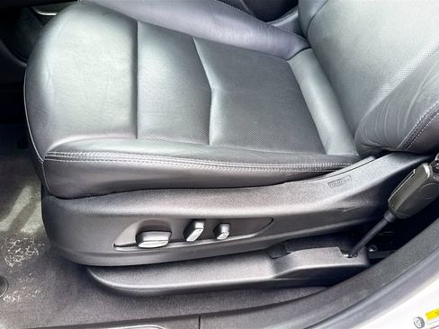 Used 2024 Cadillac XT5 Premium Luxury FWD image 21