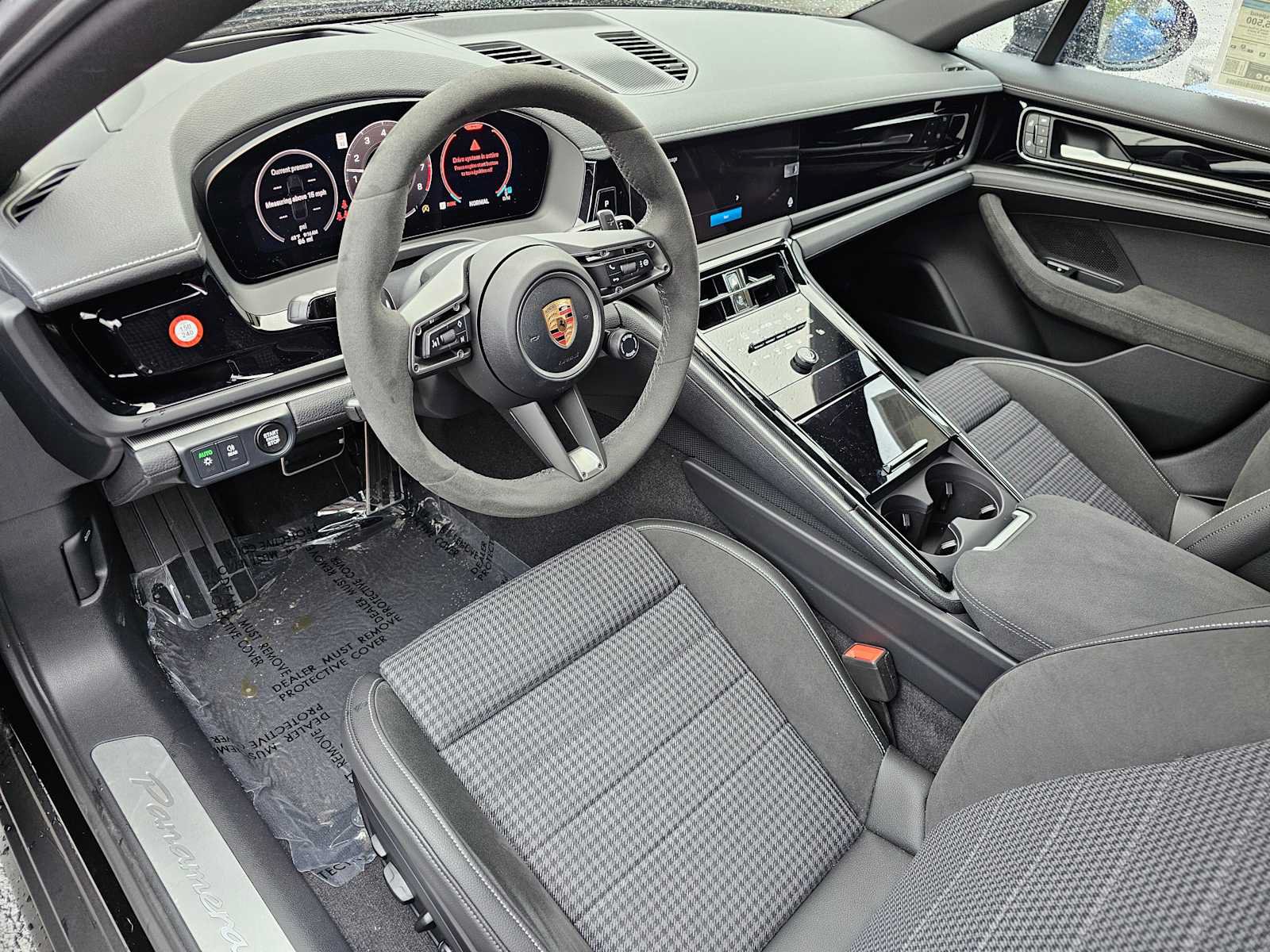 New 2024 Porsche Panamera 4 AWD/4WD image 4