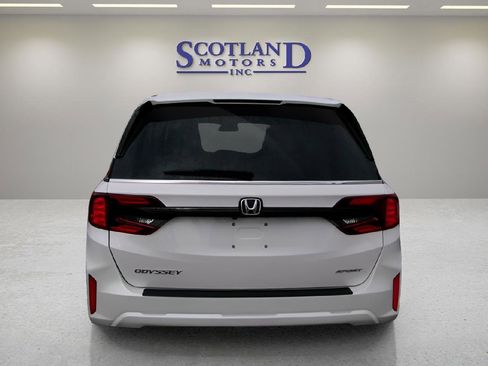 Used 2025 Honda Odyssey Sport-L image 7