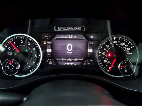 Used 2021 RAM 1500 Big Horn AWD/4WD image 17