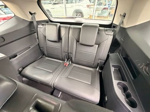 Certified 2023 Volkswagen Atlas SE w/ Panoramic Sunroof Package AWD/4WD image 14