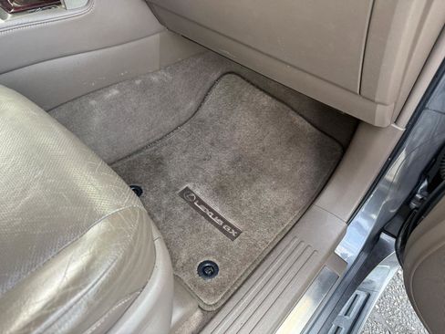 Used 2017 Lexus GX 460 AWD/4WD image 21