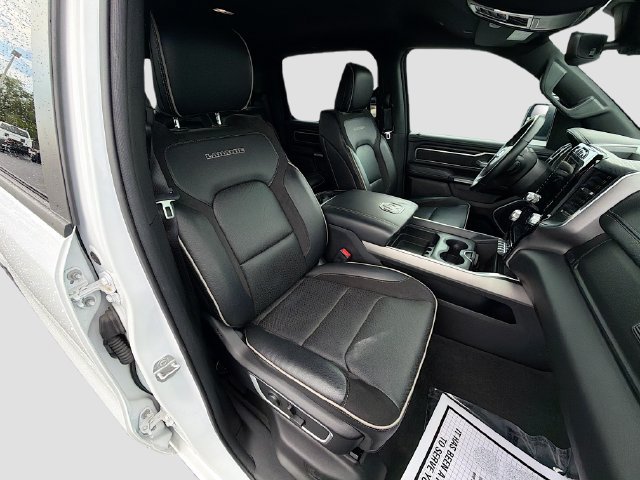 Used 2023 RAM 1500 Laramie AWD/4WD image 30