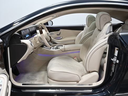 Used 2015 Mercedes-Benz S 550 4MATIC Coupe image 24
