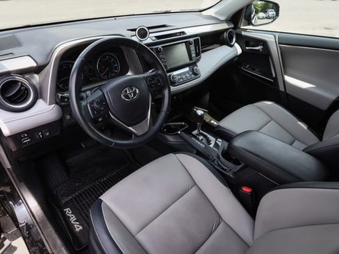 Used 2018 Toyota RAV4 Limited w/ Advanced Technology Package AWD/4WD image 37