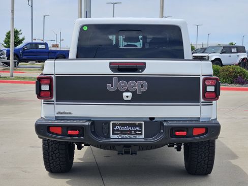 New 2026 Jeep Gladiator Rubicon AWD/4WD image 8
