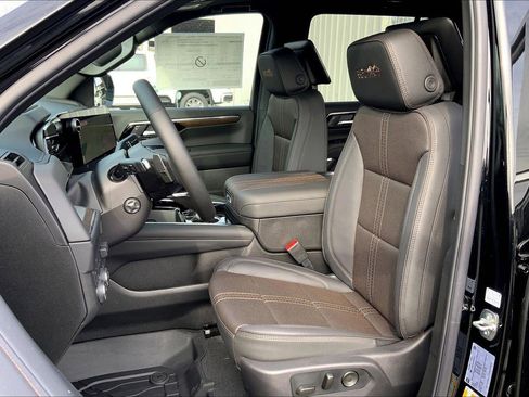 New 2026 Chevrolet Tahoe High Country AWD/4WD image 9