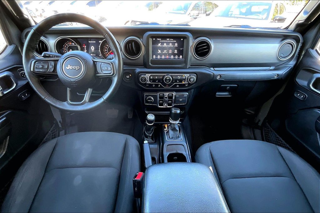 Used 2021 Jeep Gladiator Sport AWD/4WD image 18