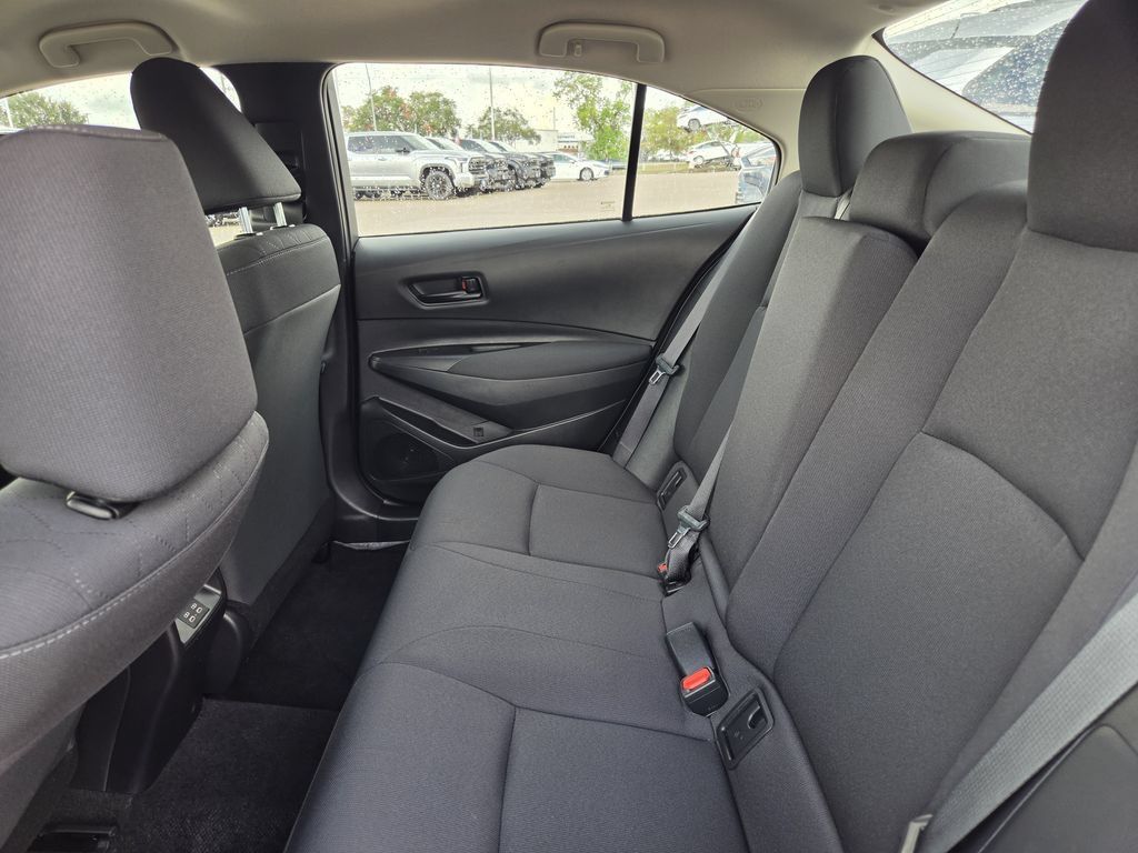 Used 2025 Toyota Corolla LE FWD image 26