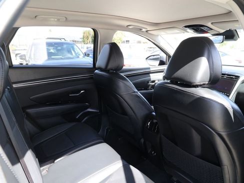Used 2024 Hyundai Tucson Limited image 17