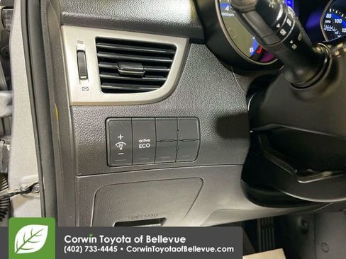 Used 2015 Hyundai Elantra GT image 11